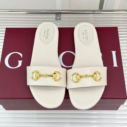 GUCCI SLIDE SANDALS IN WHITE CALFSKIN WITH GOLD HARDWARE