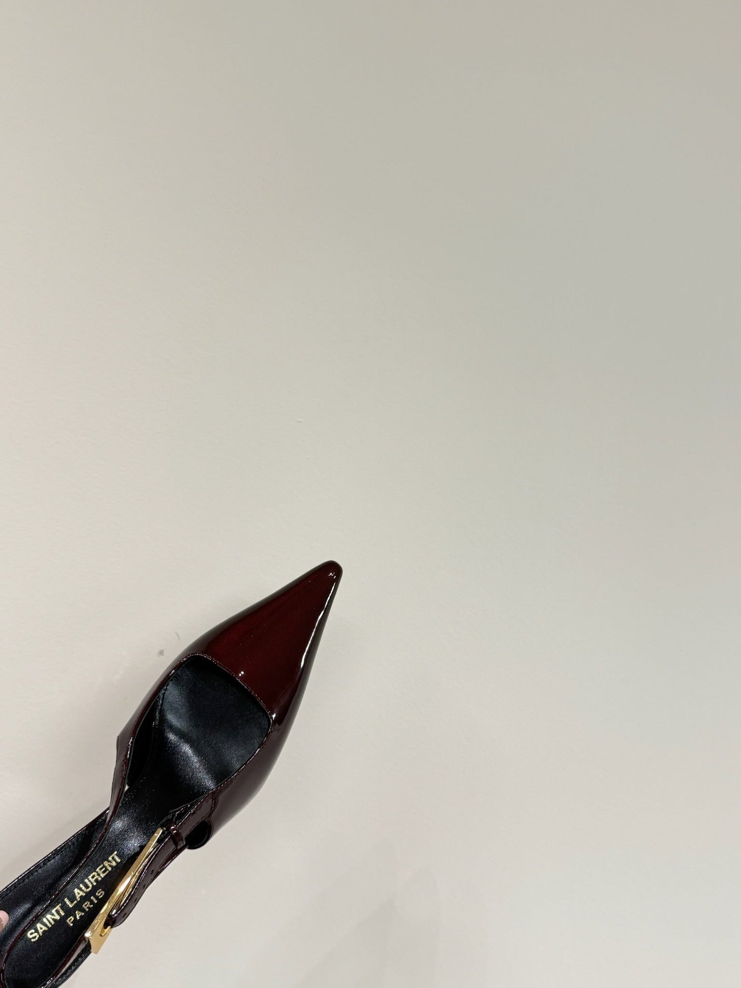 LOUIS VUITTON LEE SLINGBACK PUMPS 75 MM IN BURGUNDY RED PATENT CALFSKIN