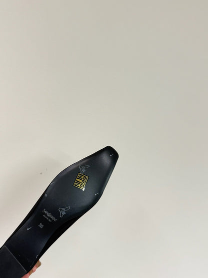 LOUIS VUITTON BALLERINA FLATS IN BLACK SATIN