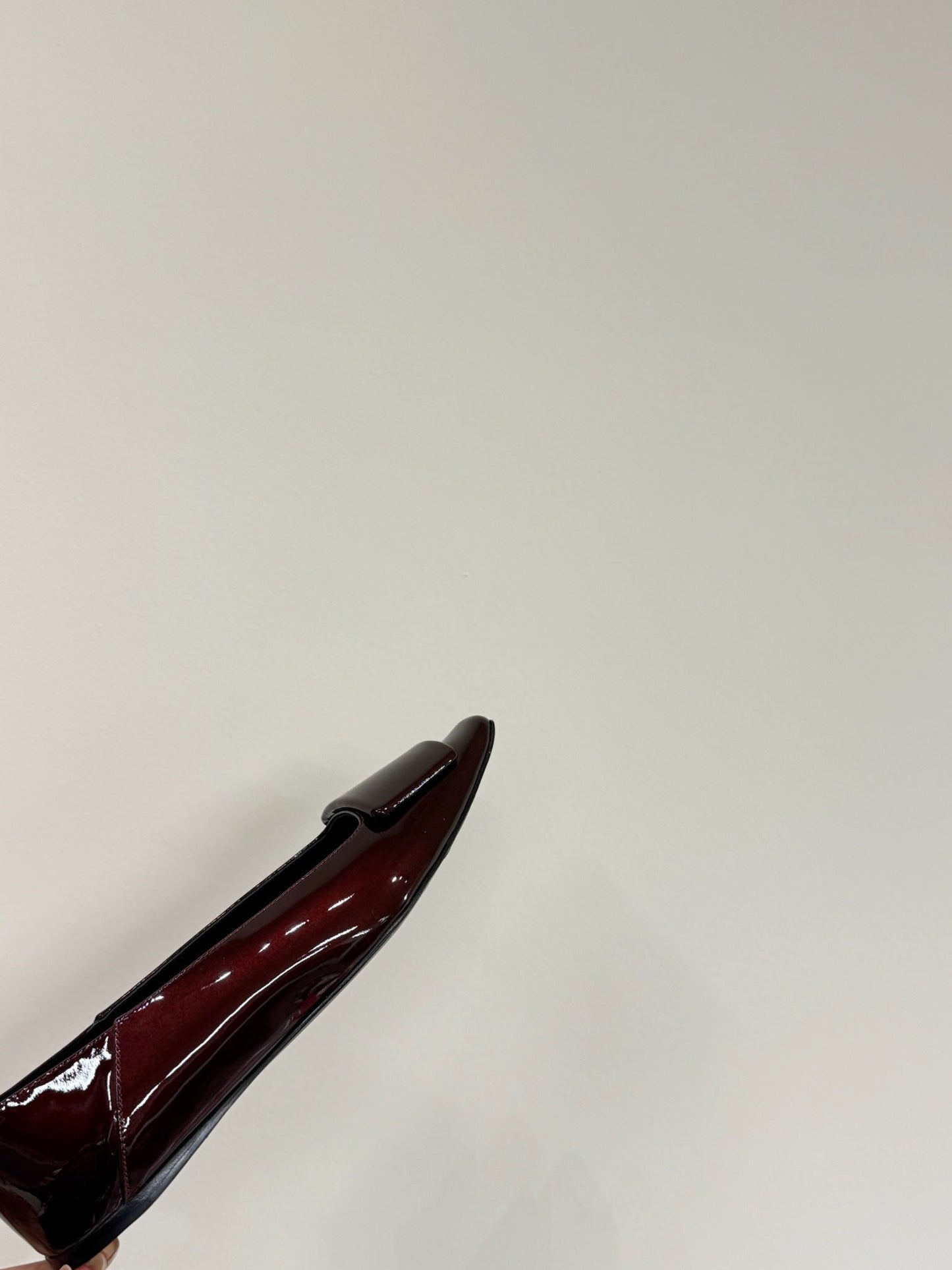 LOUIS VUITTON BALLERINA FLATS IN MAHAGANY RED PATENT CALFSKIN