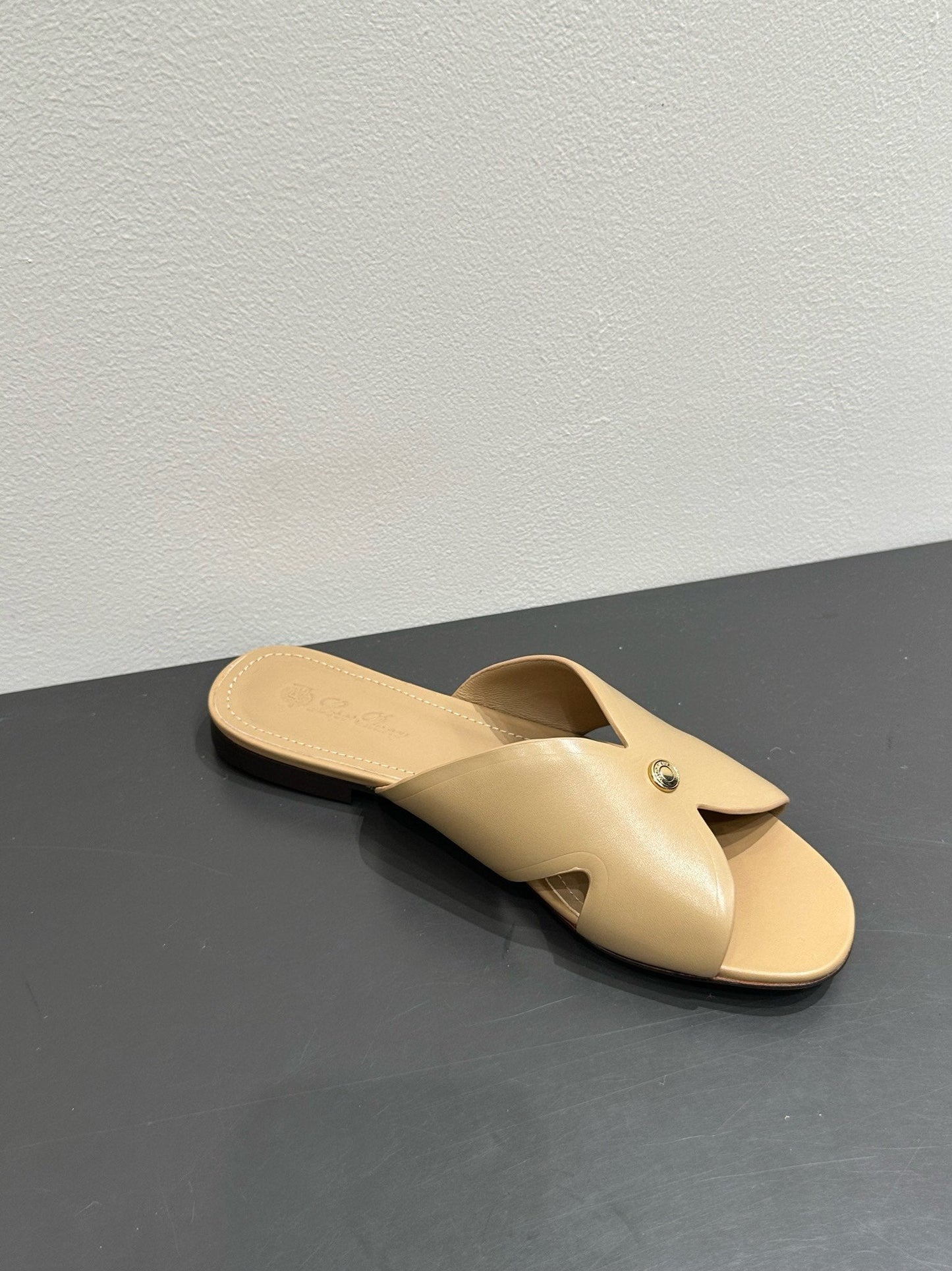 LP SANDALS 25S IN WARM BEIGE LAMBSKIN