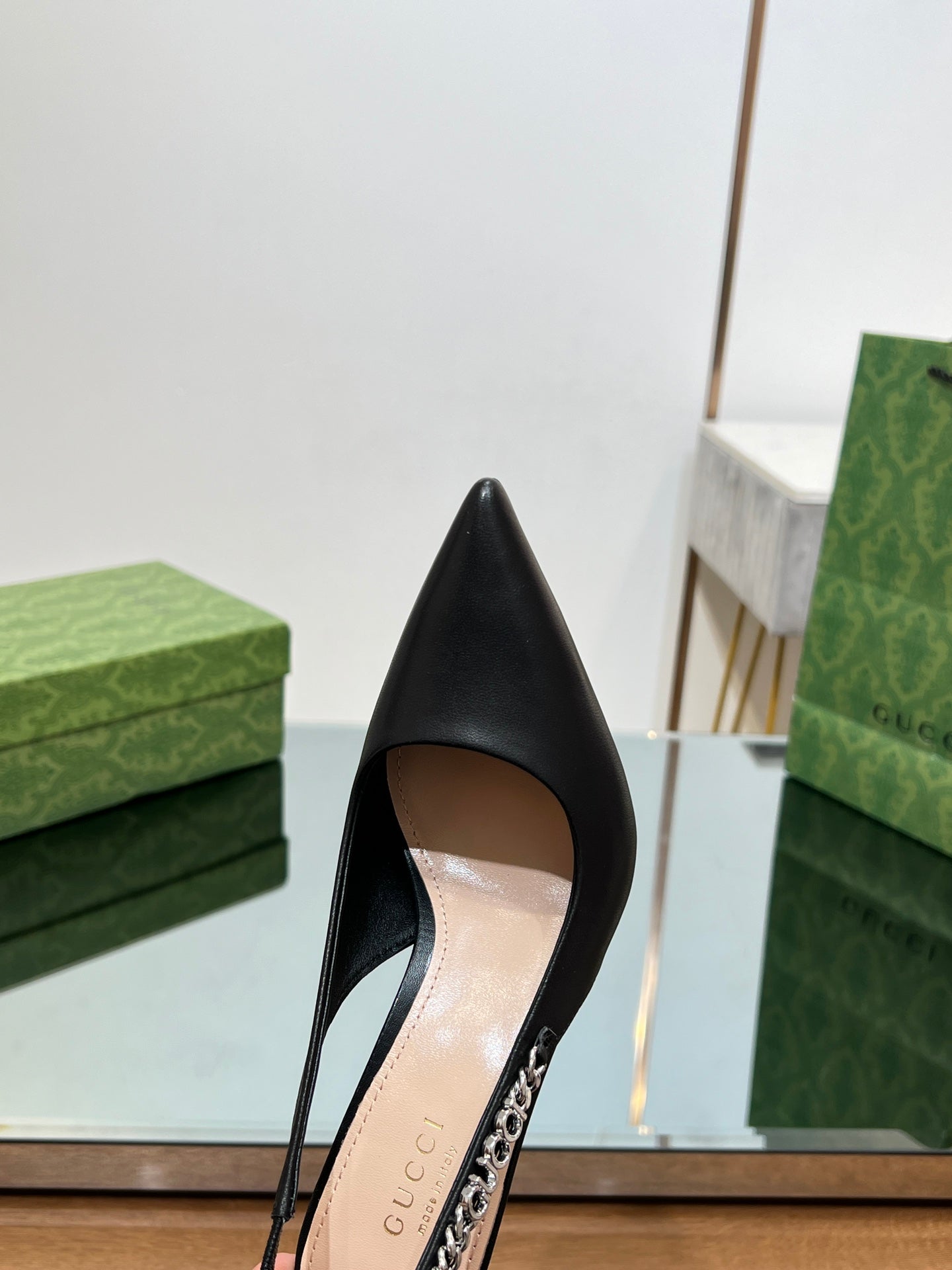 GUCCI SIGNORIA SLINGBACK PUMP BLACK LAMBSKIN