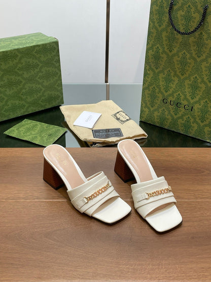GUCCI SIGNORIA SLIDE SANDAL WHITE DENIM