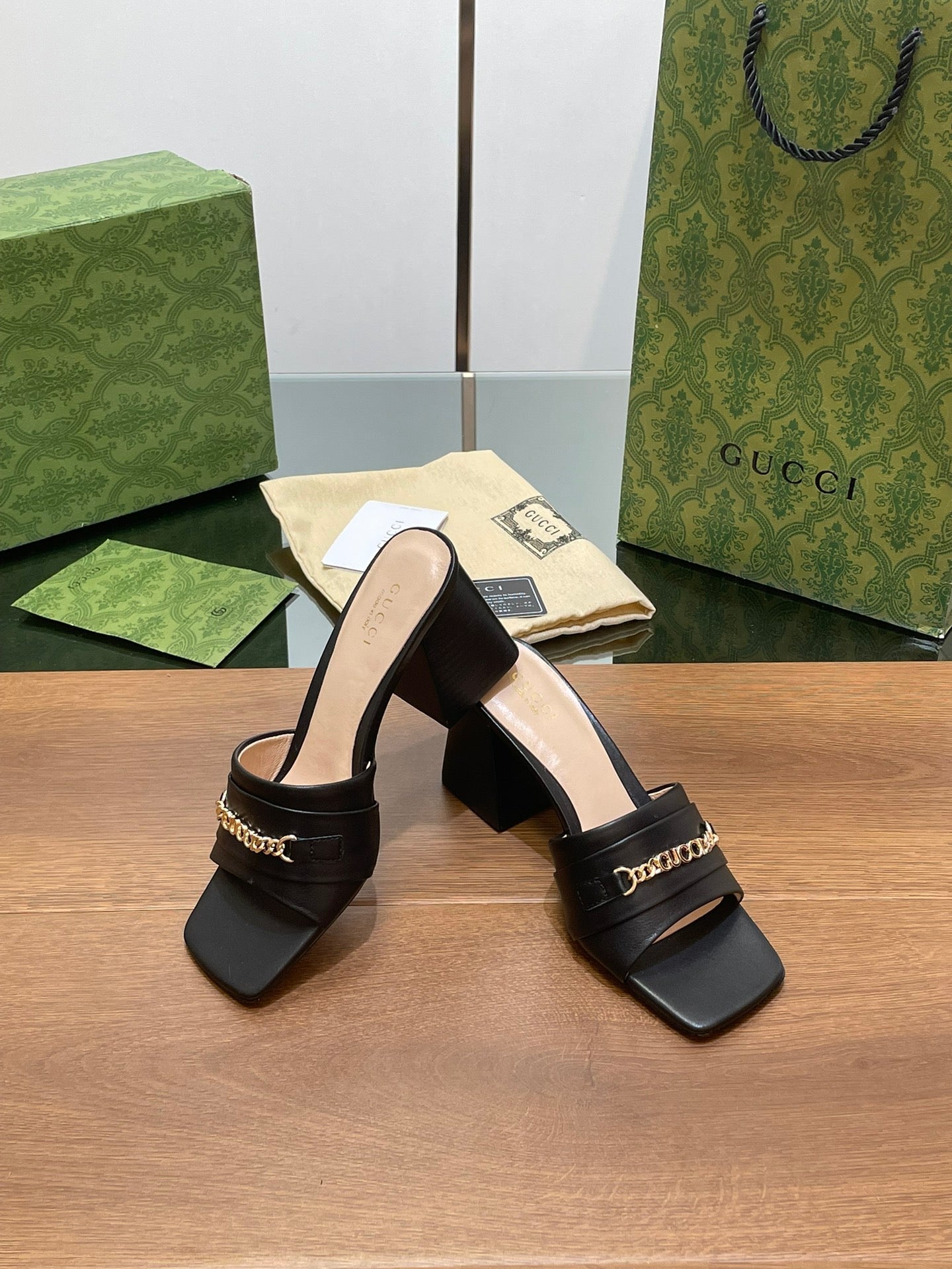GUCCI SIGNORIA SLIDE SANDAL BLACK DENIM