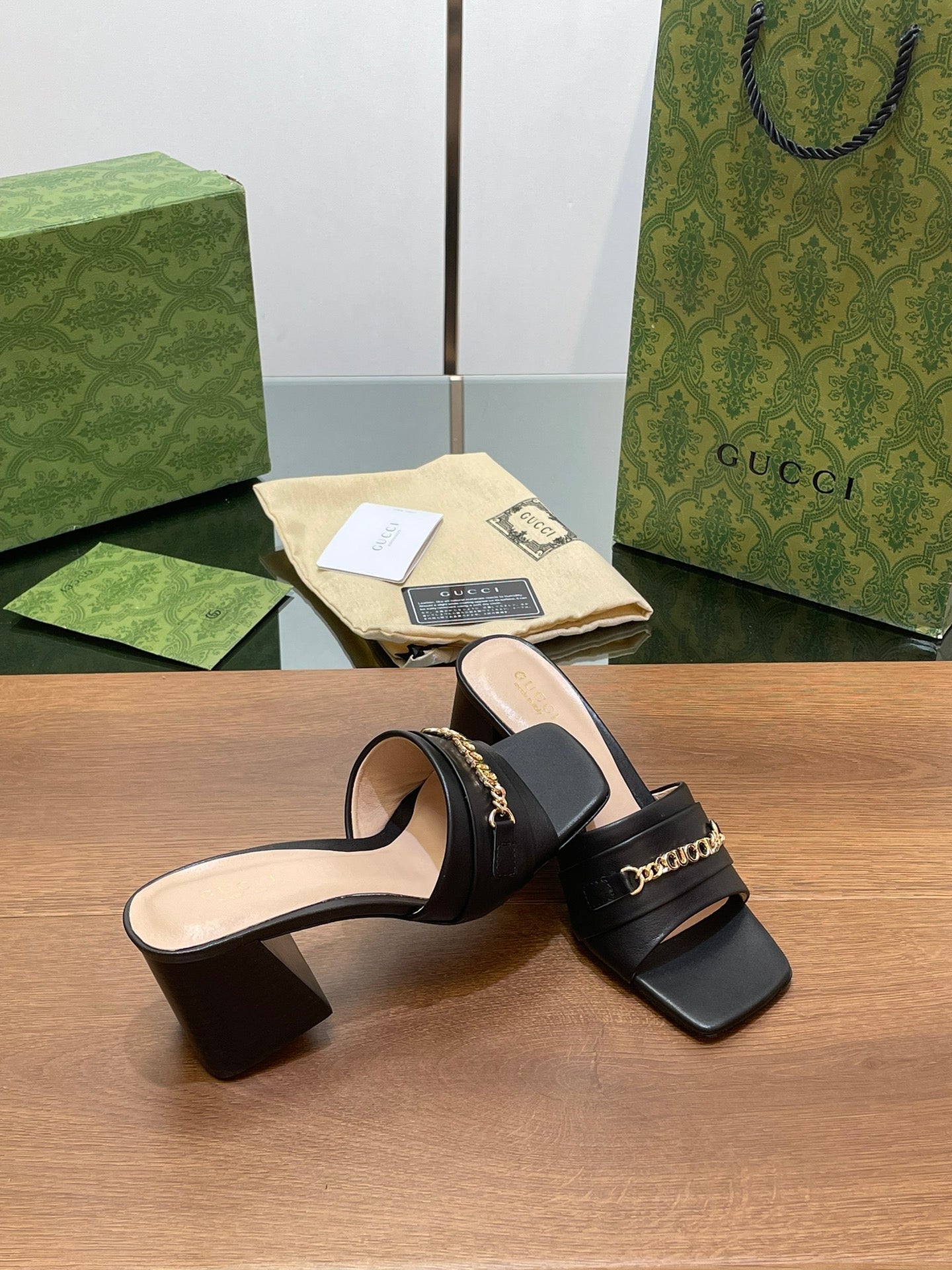 GUCCI SIGNORIA SLIDE SANDAL BLACK DENIM