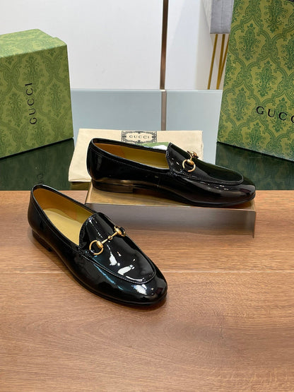 GUCCI JORDAAN LOAFER GLOSSY BLACK LAMBSKIN