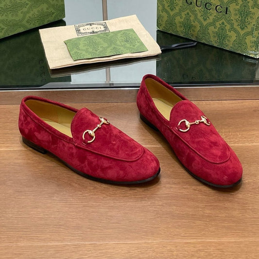 GUCCI HORSEBIT LOAFER IN CHERRY RED SUEDE WITH GOLD HARDWARE