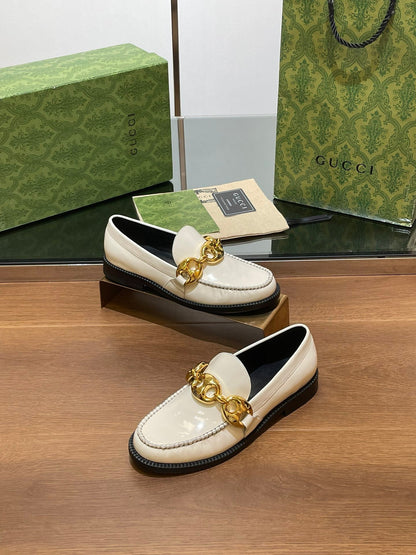 GUCCI LOAFER SHOES IN WHITE CALFSKIN WITH GOLD HARDWARE