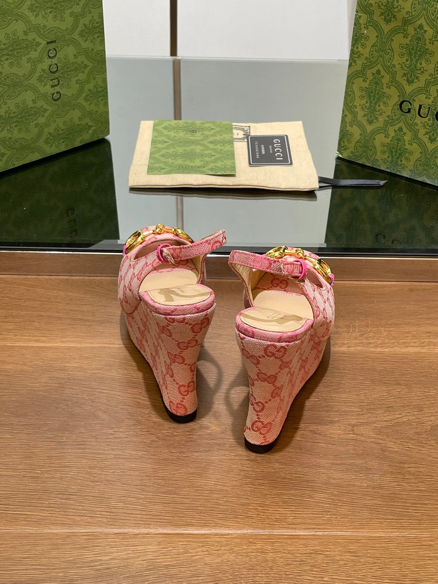 GUCCI WEDGE PLATFORM IN LIGHT PINK MONOGRAM JACQUARD FABRIC