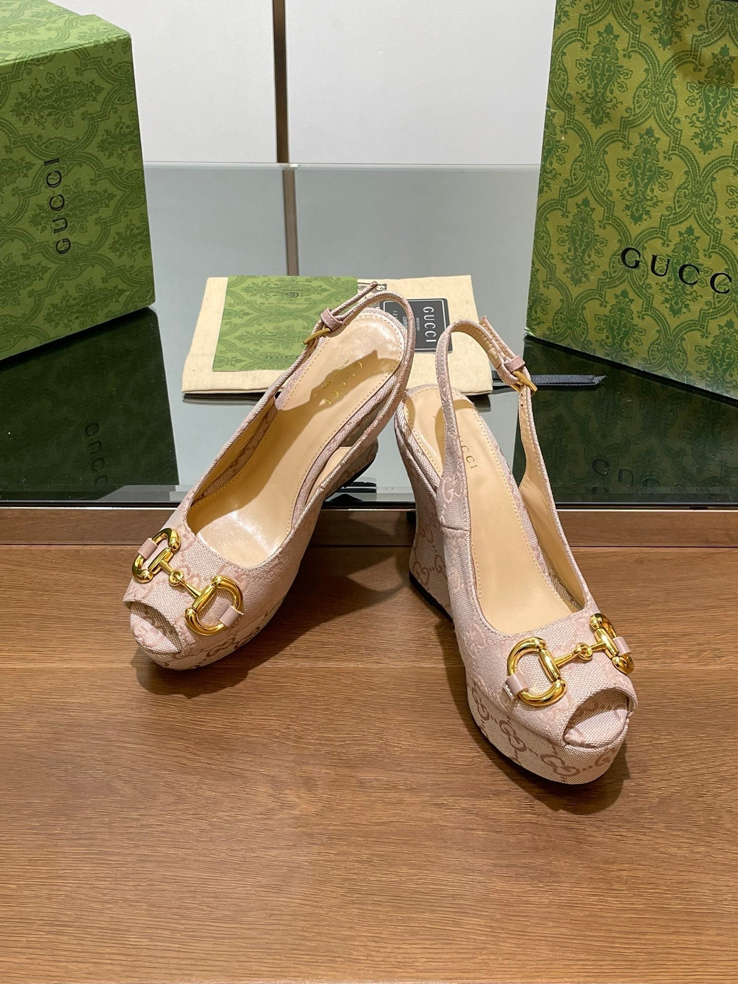 GUCCI WEDGE PLATFORM IN ALMOND BEIGE MONOGRAM JACQUARD FABRIC