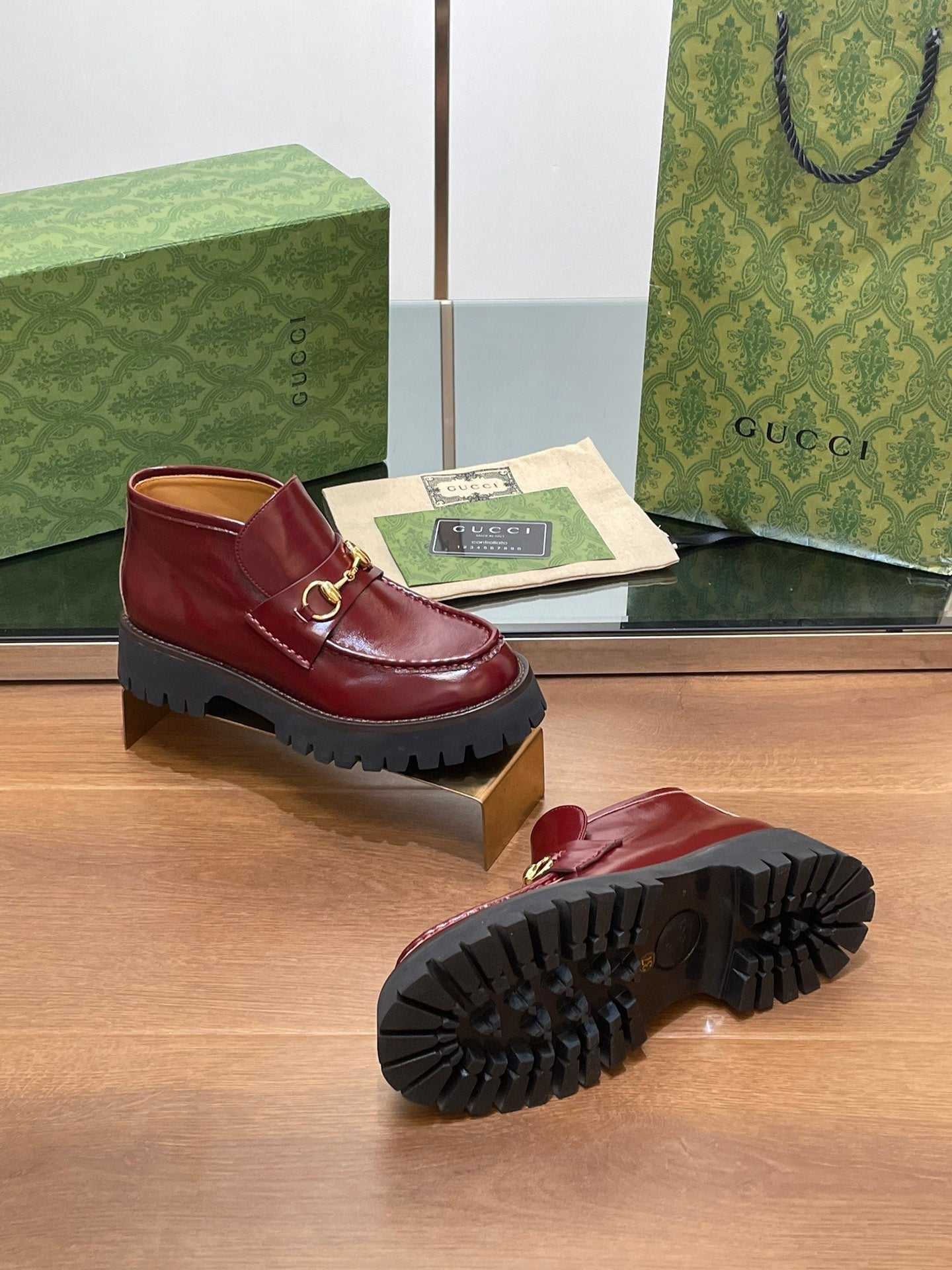 GUCCI HORSEBIT ANKLE BOOTS 4.5CM IN BURGUNDY RED CALFSKIN