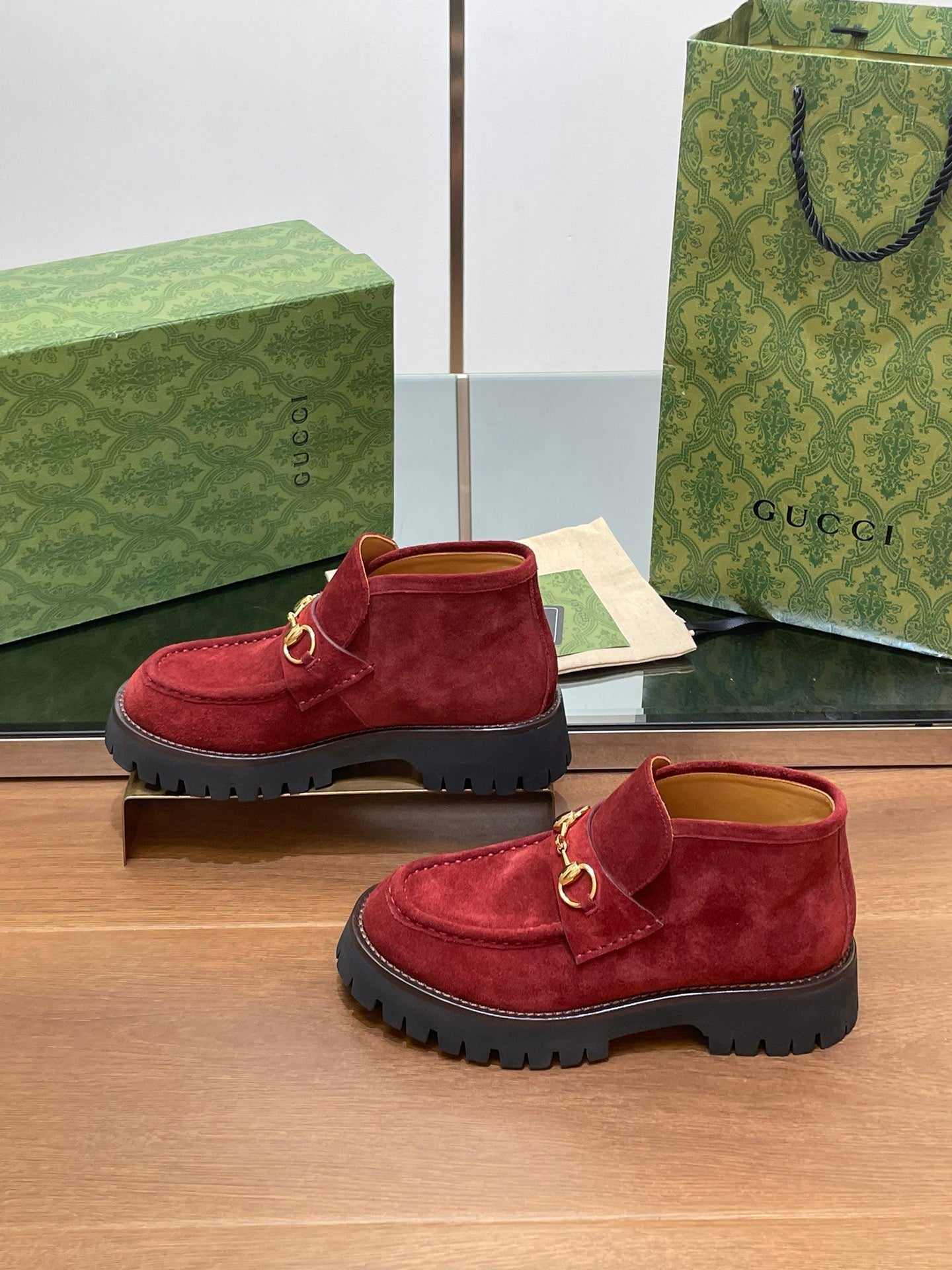 GUCCI WOMEN'S HORSEBIT ANKLE BOOTS 4.5CM IN RED SUEDE