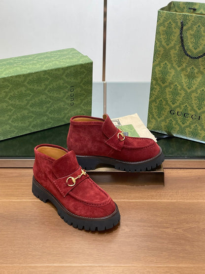 GUCCI WOMEN'S HORSEBIT ANKLE BOOTS 4.5CM IN RED SUEDE