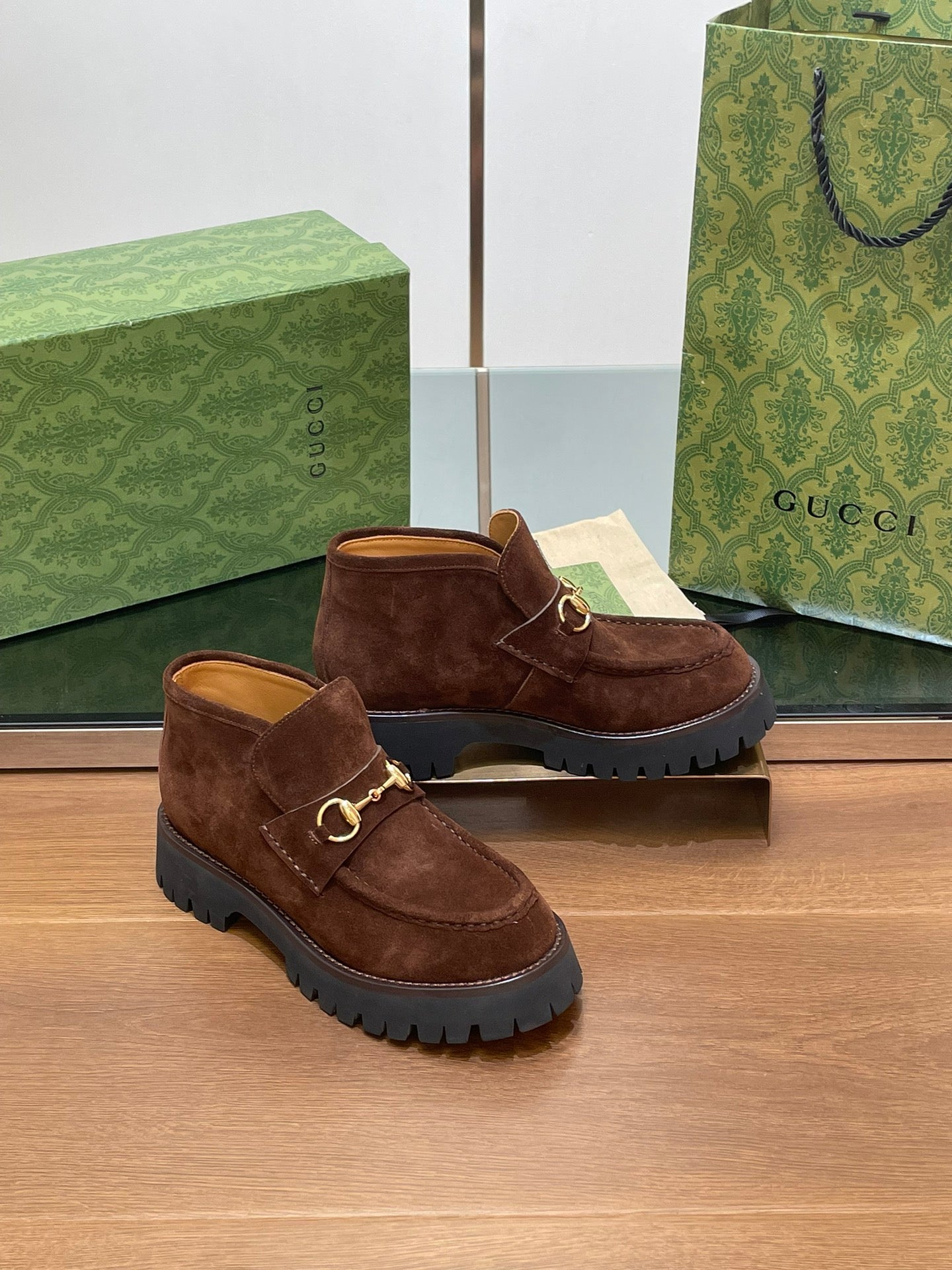 GUCCI WOMEN'S HORSEBIT ANKLE BOOTS 4.5 CM IN DARK BROWN SUEDE