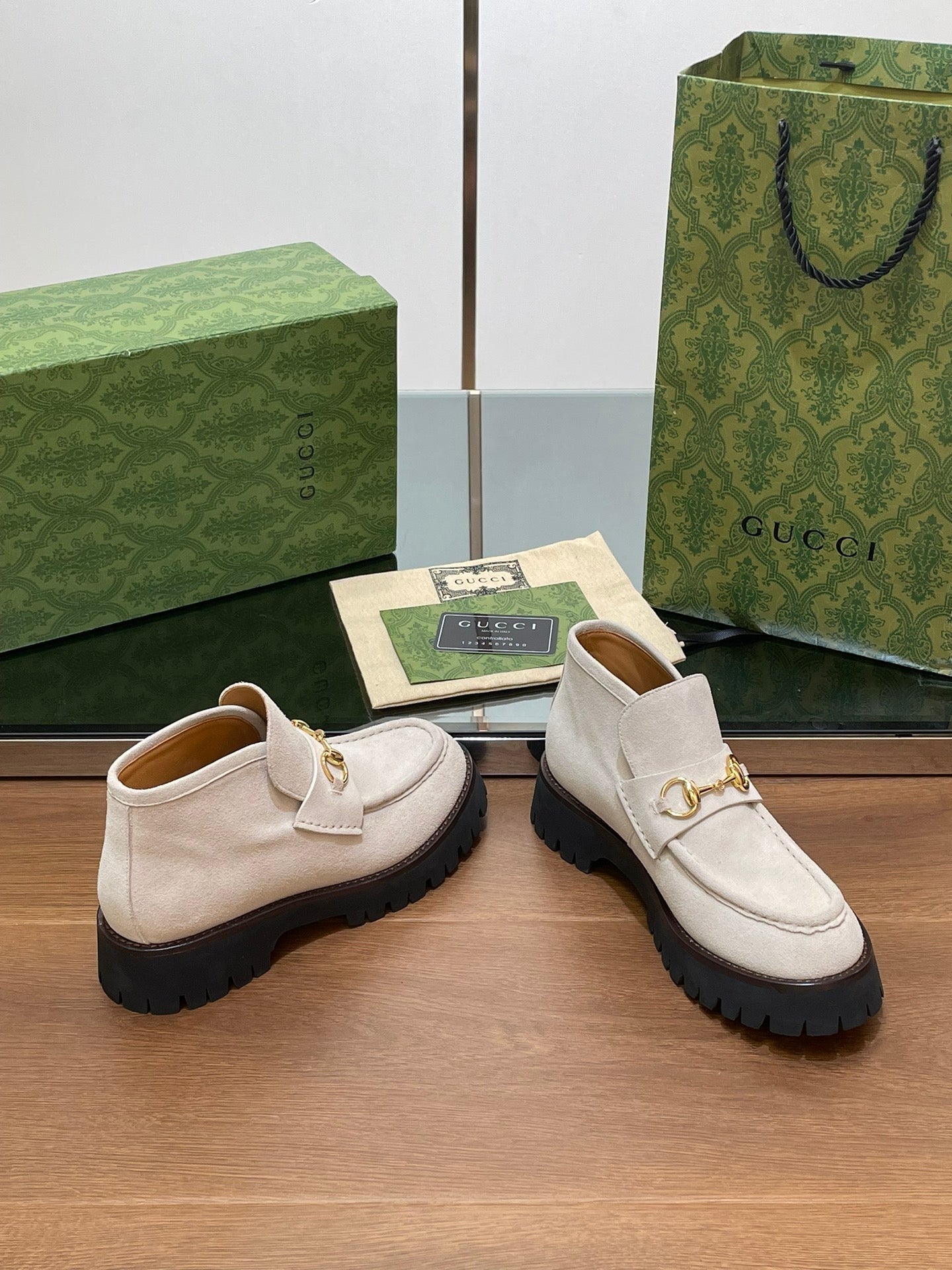 GUCCI WOMEN'S HORSEBIT ANKLE BOOTS 4.5CM IN WHITE SUEDE