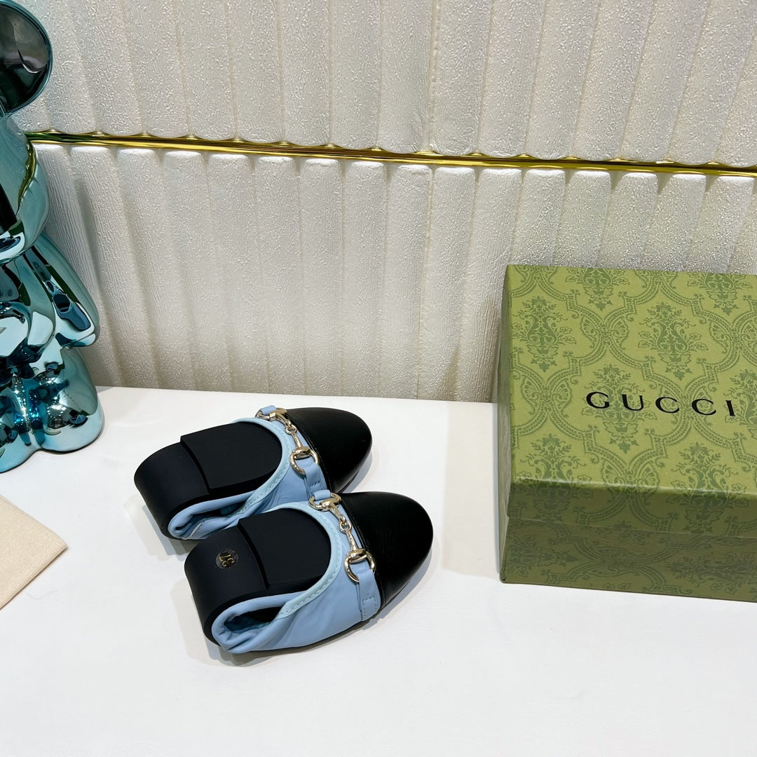 GUCCI BALLET SUPER SLIM BUCKLE BLACK AND SKY LAMBSKIN