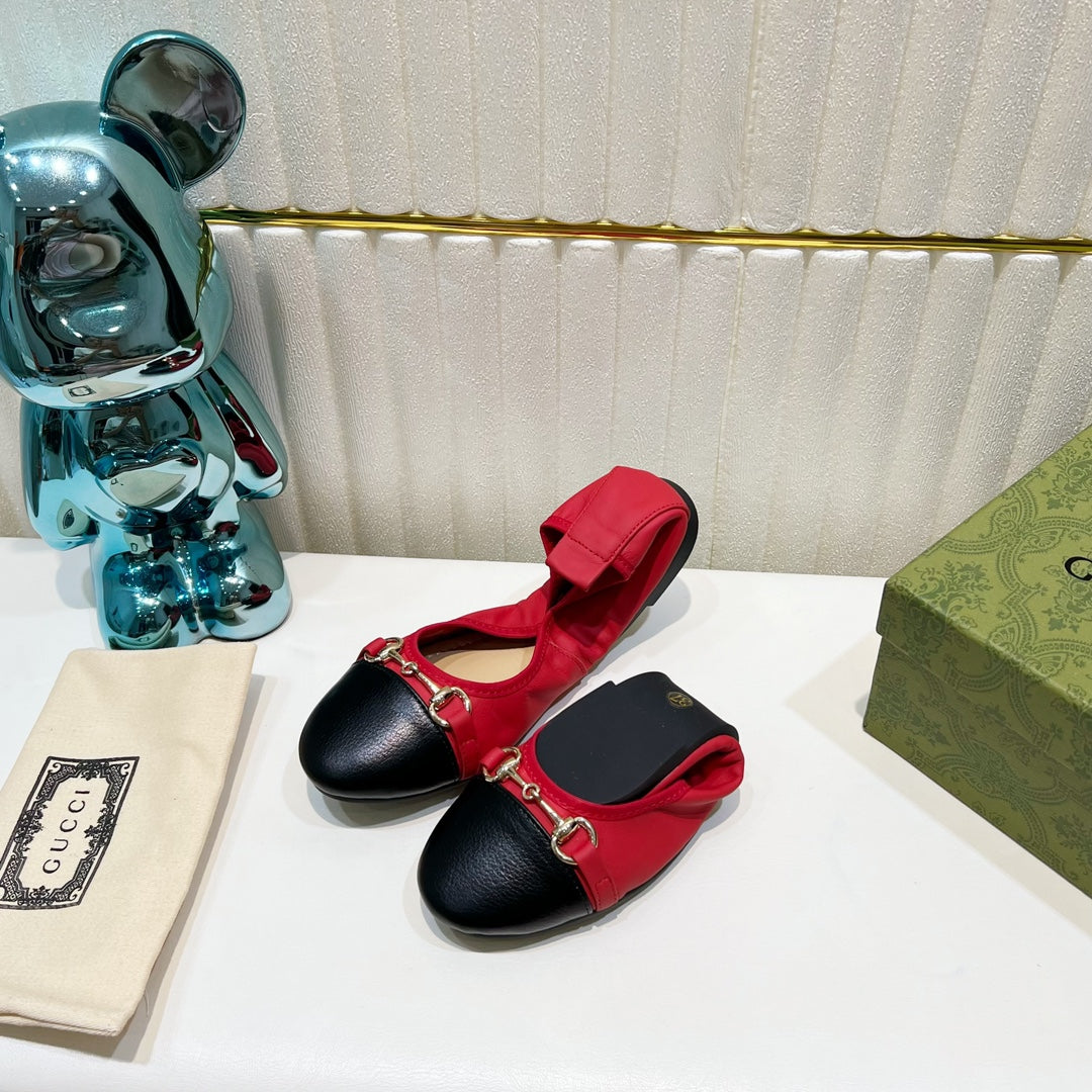 GUCCI BALLET SUPER SLIM BUCKLE BLACK AND CRIMSON LAMBSKIN