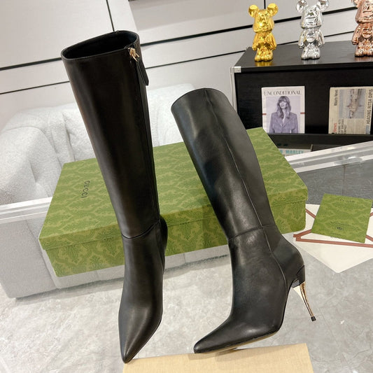 GUCCI KNEE BOOTS IN BLACK CALFSKIN WITH GOLD PLATED HEEL