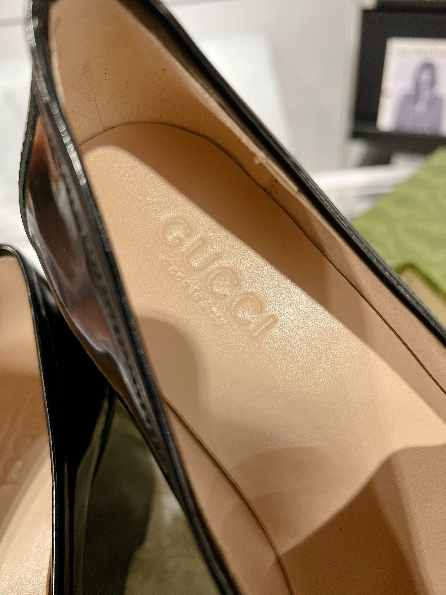 GUCCI HORSEBIT PLATFORM LOAFER GLOSSY BLACK CALFSKIN