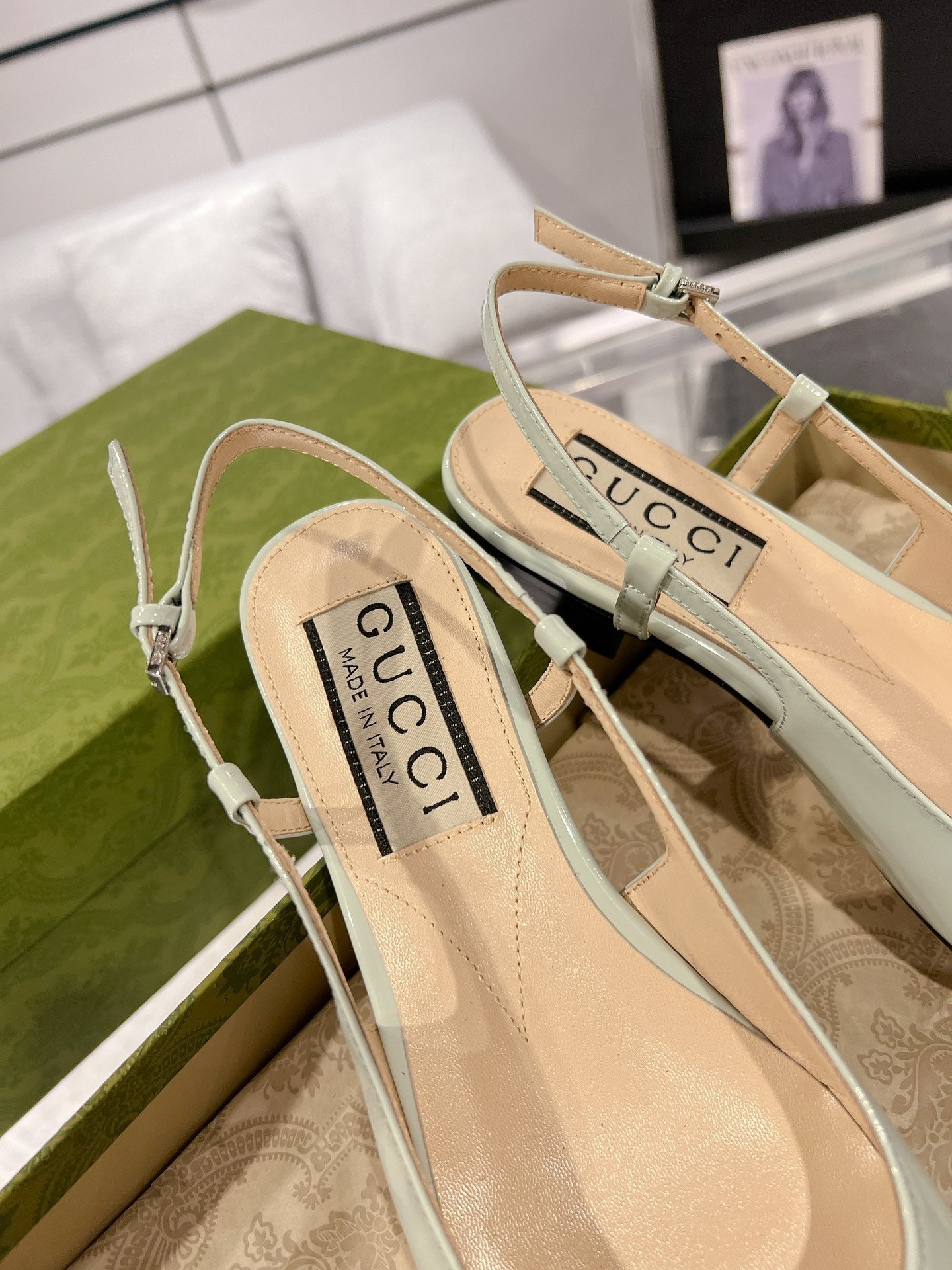 GUCCI METALIC SLINGBACK FLATS IN PISTACHIO GREEN CALFSKIN