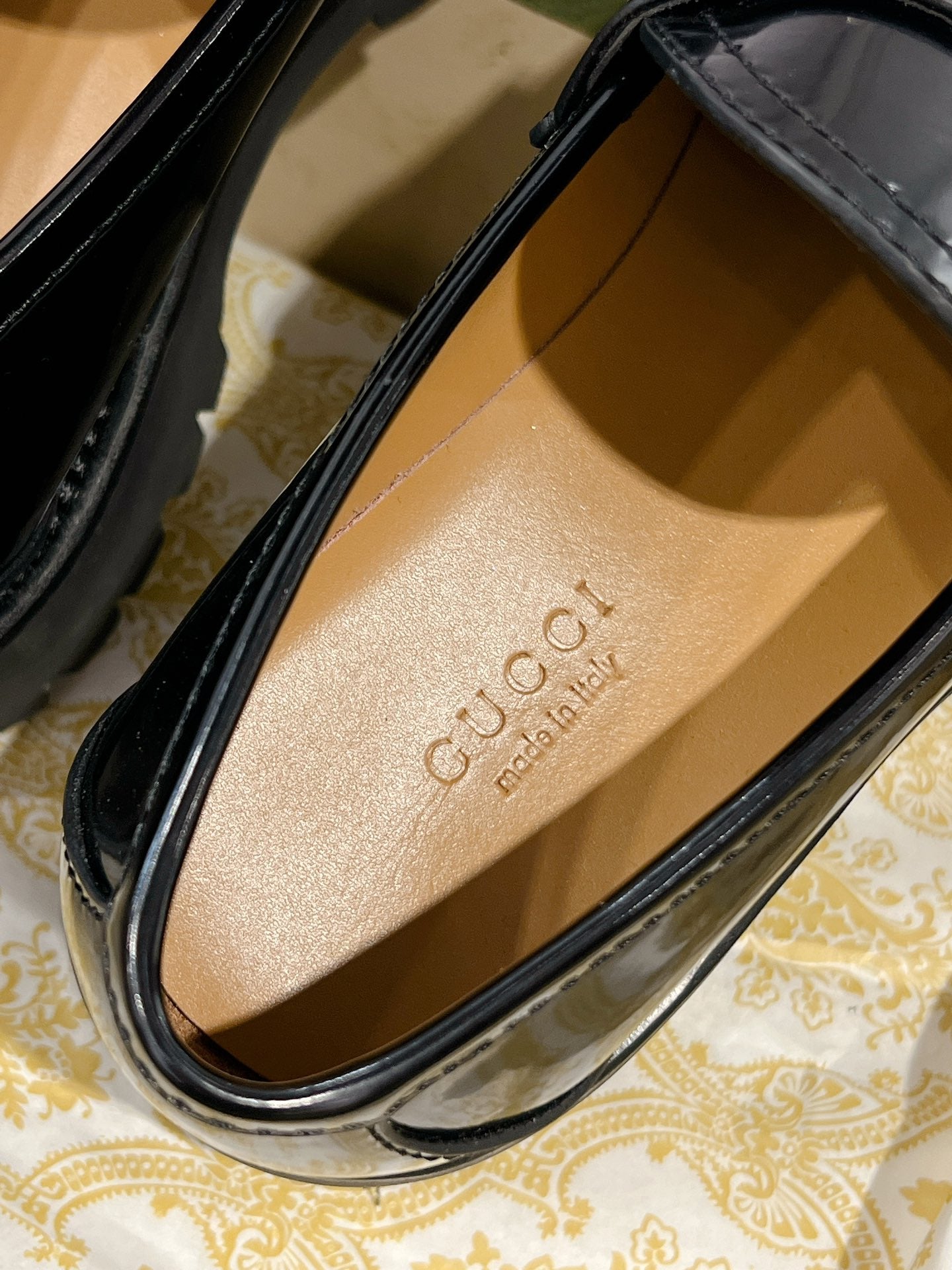 GUCCI LOAFER WITH HORSEBIT GLOSSY BLACK CALFSKIN