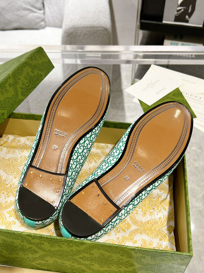 GUCCI MEN'S LOAFER WITH HORSEBIT IN MINT GREEN MONOGRAM JACQUARD FABRIC