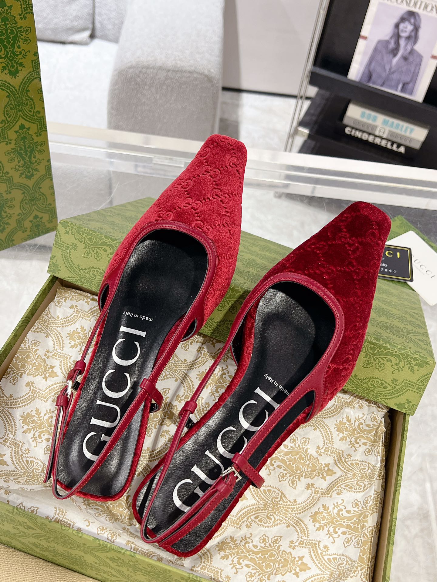 GUCCI SLINGBACK FLATS CHERRY VELVET