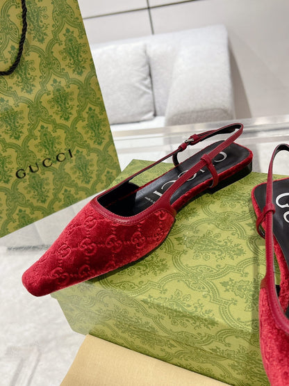 GUCCI SLINGBACK FLATS IN CHERRY RED VELVET
