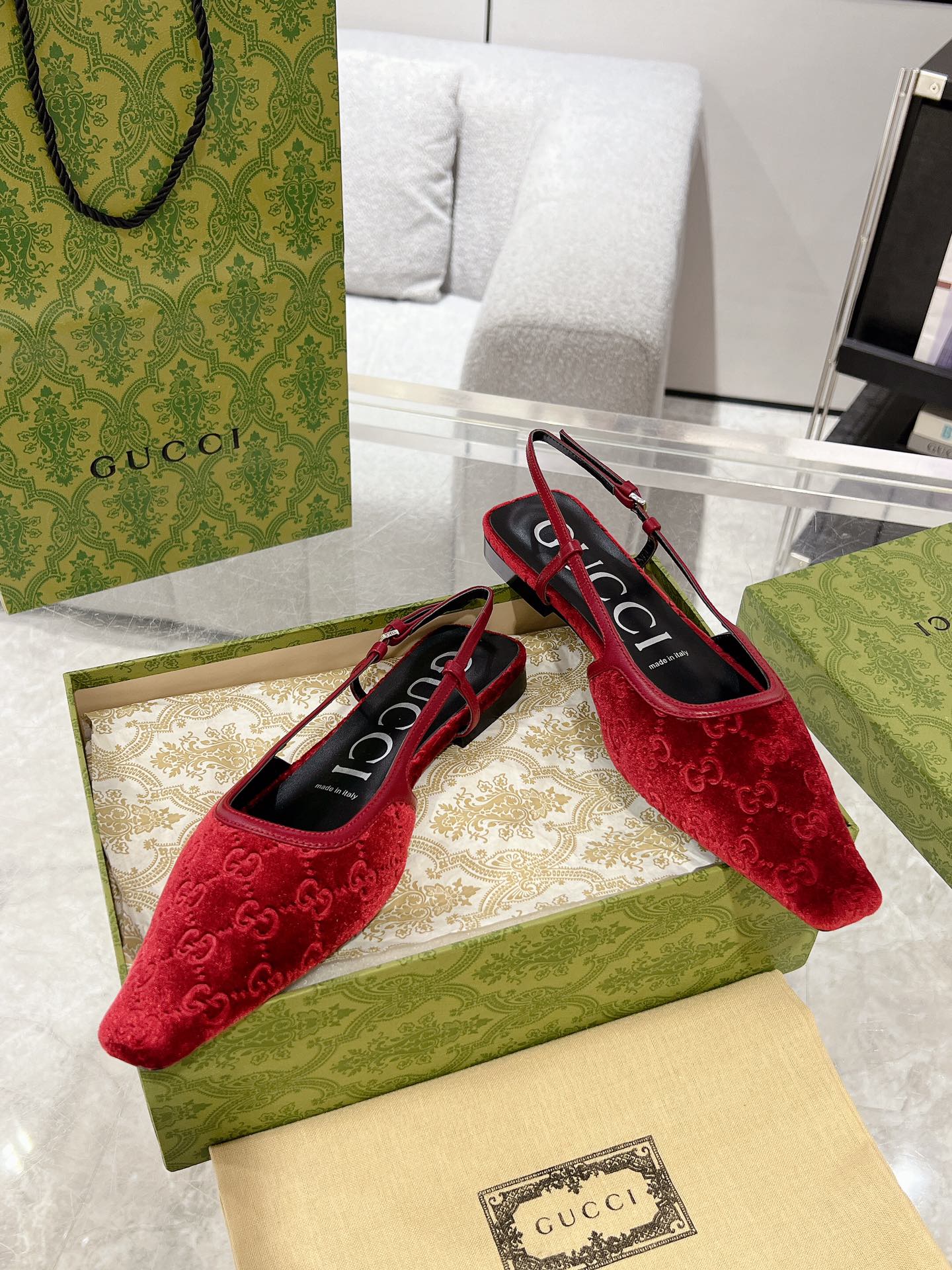 GUCCI SLINGBACK FLATS CHERRY VELVET