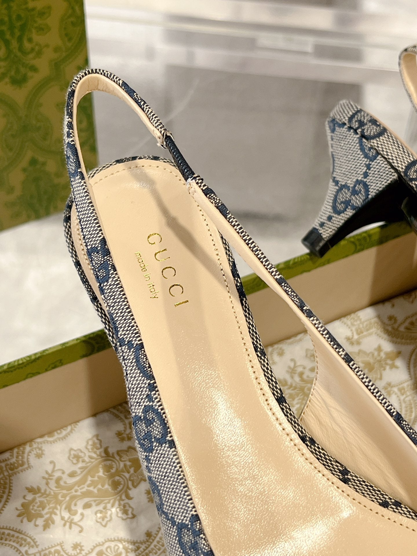 GUCCI MID-HEELED SLINGBACK 4.5 CM IN PALE GRAY CANVAS