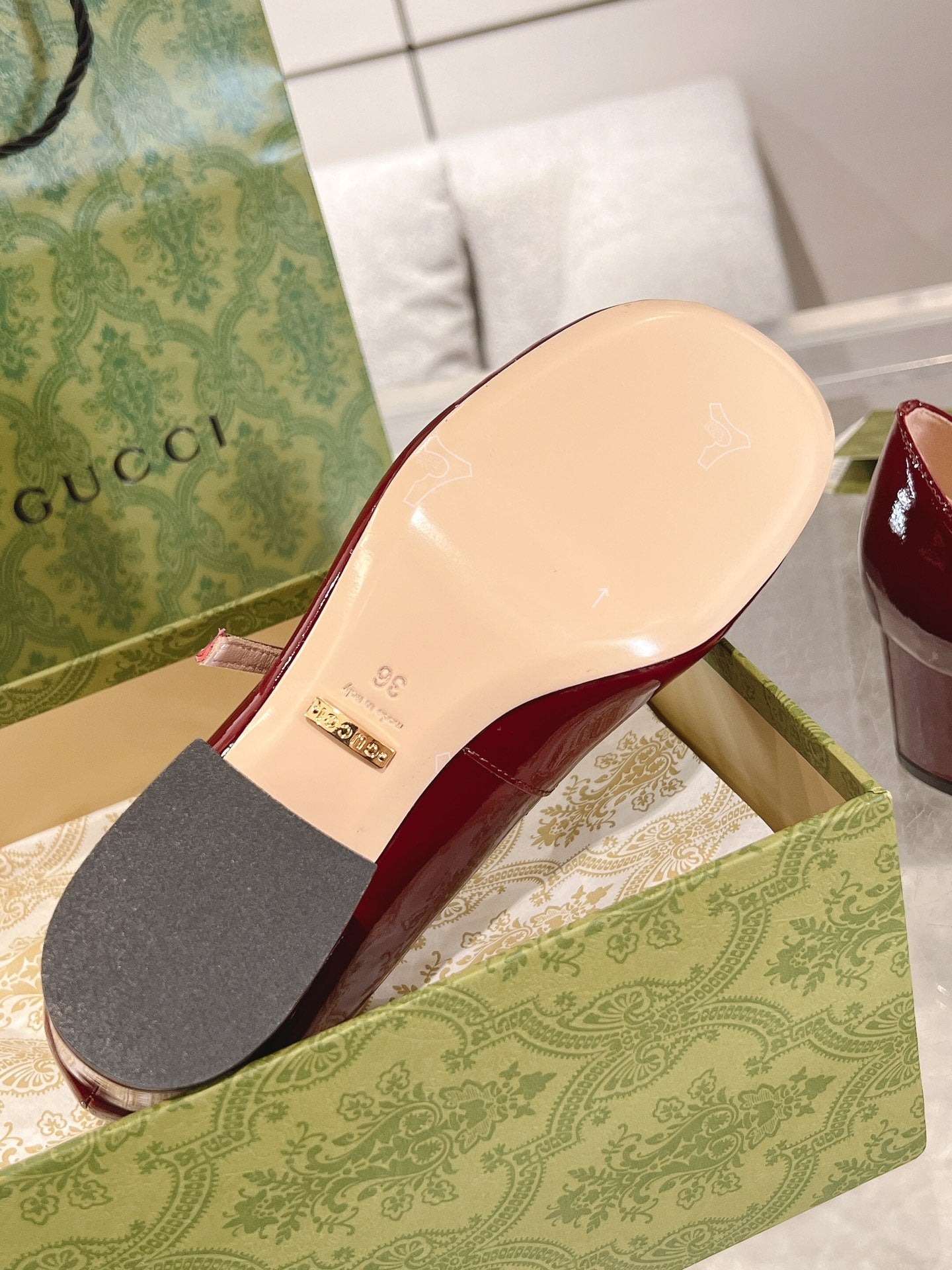 GUCCI HORSEBIT MARY JANE HEEL IN CRIMSON RED CALFSKIN GOLD HARDWARE