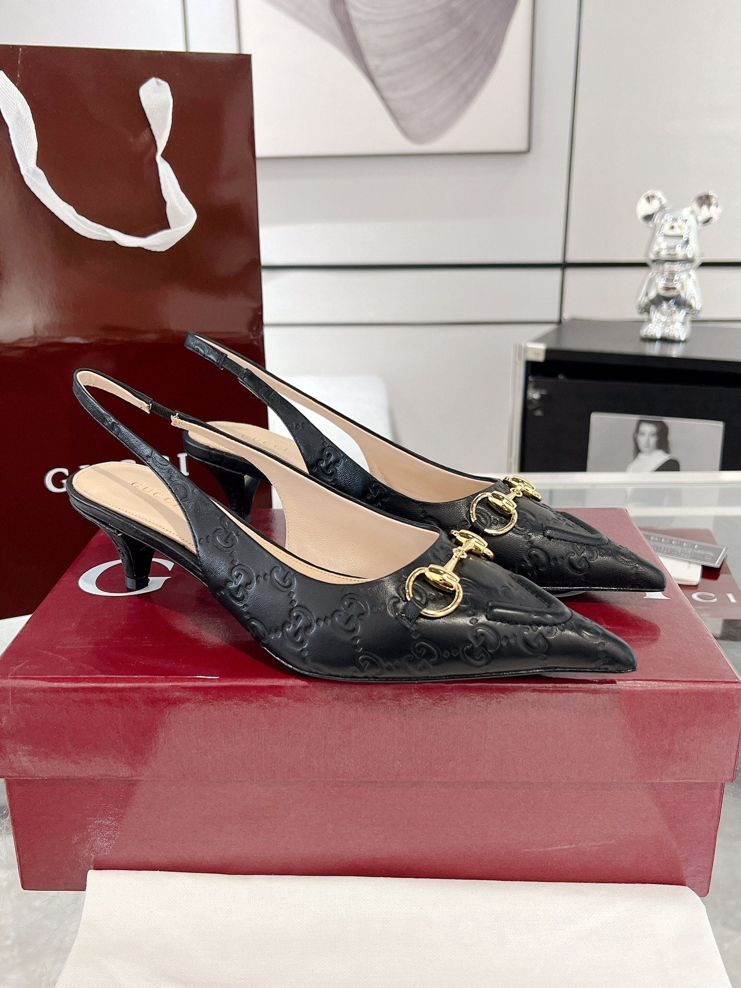 GUCCI MID-HIGH SLINGBACK 4.5 CM IN BLACK GLOSSY EMBOSSED SUEDE AND SHEEPSKIN LINING