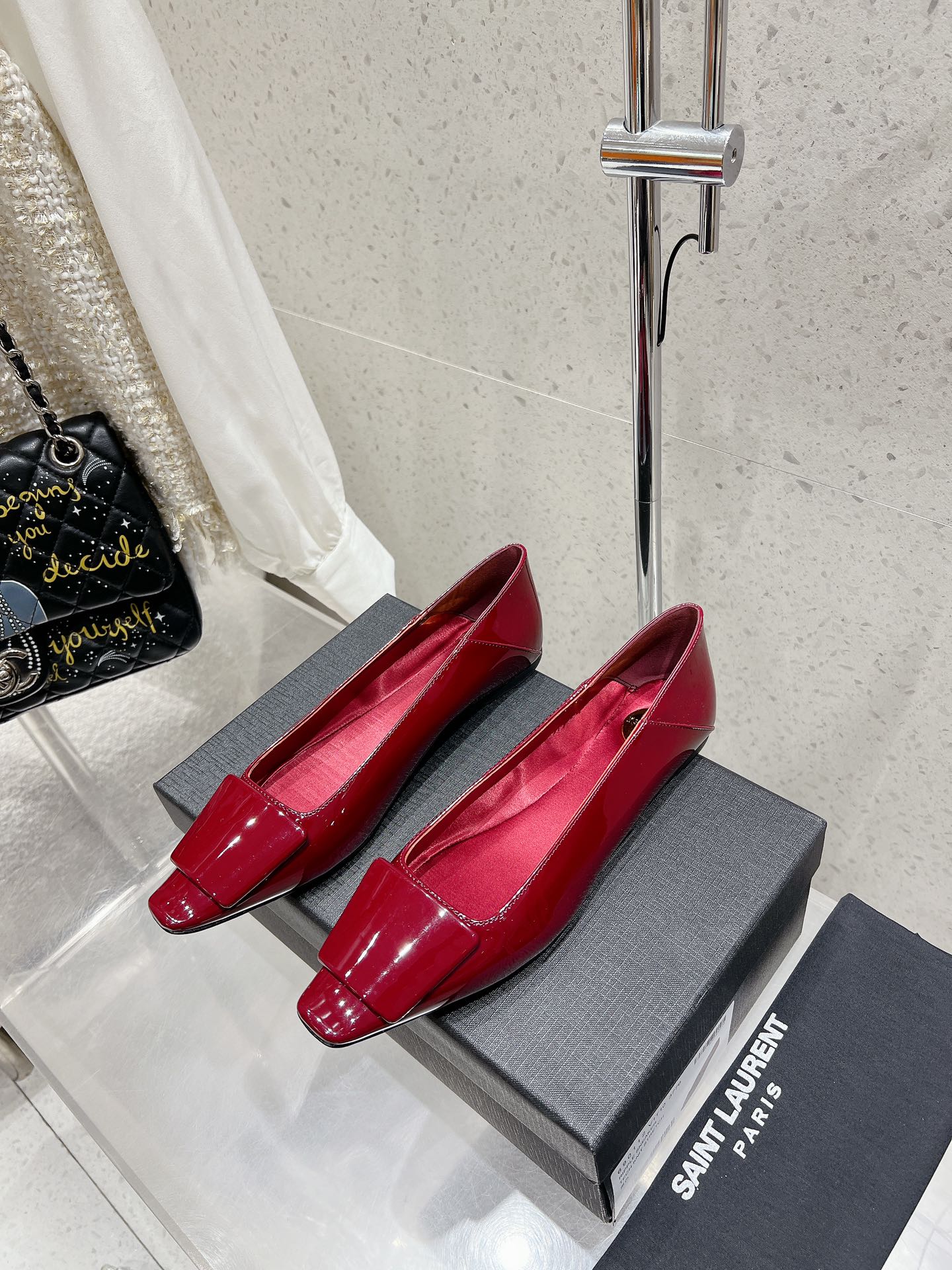 LOUIS VUITTON BALLERINA FLATS IN RUBY RED PATENT CALFSKIN