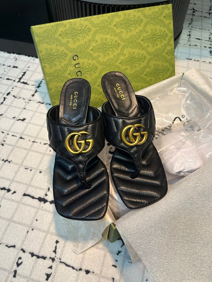 GUCCI THONG SANDALS 55 BLACK CALKSKIN