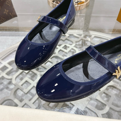 LOUIS VUITTON MARY JANE SHOES IN AEGEAN BLUE PATENT CALFSKIN