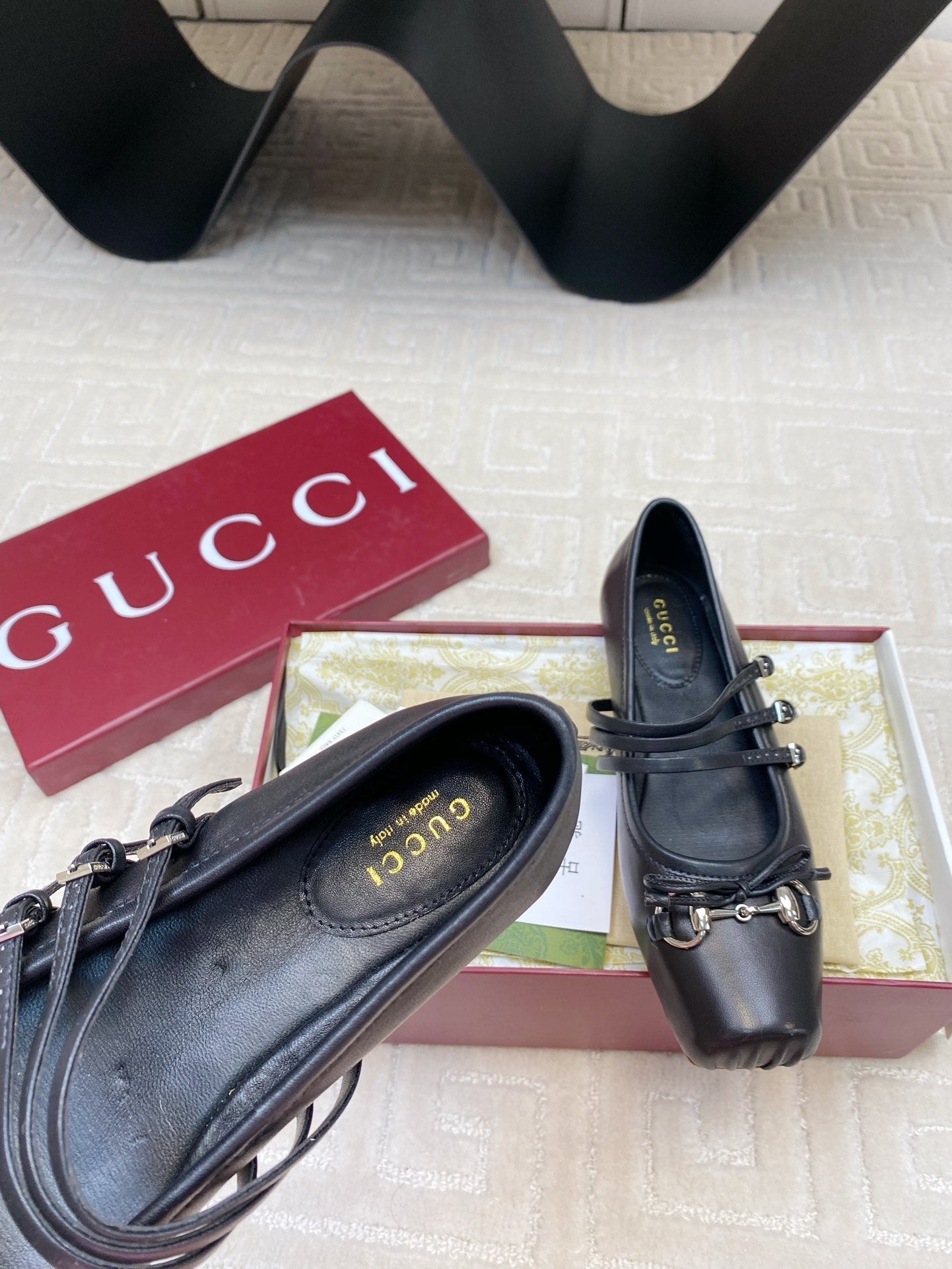 GUCCI BALLET FLAT BLACK HORIZONTAL STRAPS LAMBSKIN