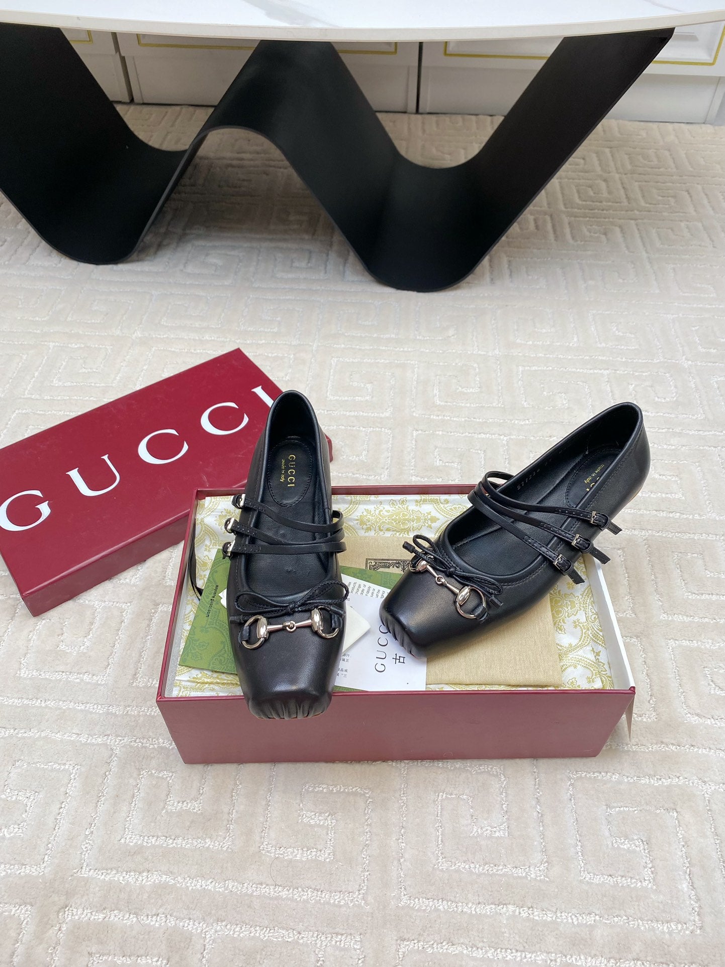 GUCCI BALLET FLAT BLACK HORIZONTAL STRAPS LAMBSKIN