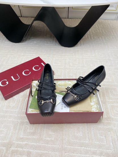 GUCCI BALLET FLAT BLACK HORIZONTAL STRAPS LAMBSKIN