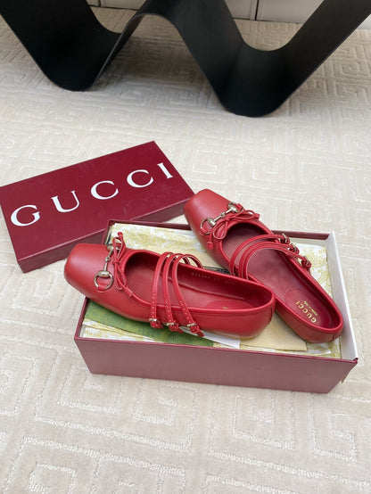 GUCCI BALLET FLAT CRIMSON HORIZONTAL STRAPS LAMBSKIN