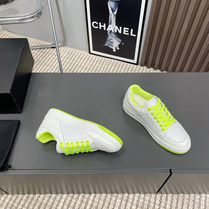 LOUIS VUITTON SL/61 SNEAKERS IN WHITE MIX NEON YELLOW CALFSKIN