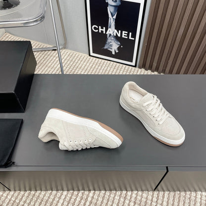LOUIS VUITTON SL/61 SNEAKERS IN PALE GRAY SUEDE