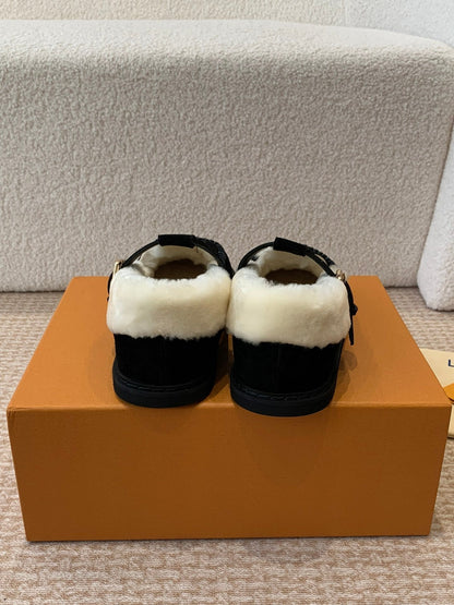 LOUIS VUITTON COLORADO COMFORT MARY JANE IN BLACK SUEDE AND SHEARLING LINING