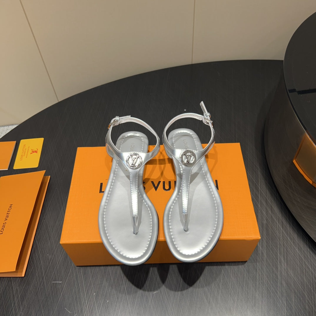 LOUIS VUITTON LV THONG SANDALS 25S IN SILVER CALFSKIN WITH SILVER HARDWARE