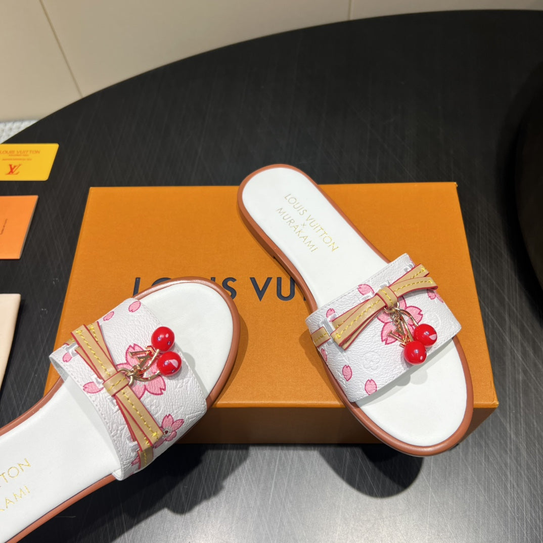 LOUIS VUITTON LV SLIDE SANDALS 25S IN WHITE CALFSKIN WITH CHERRY BLOSSOM BUCKLE