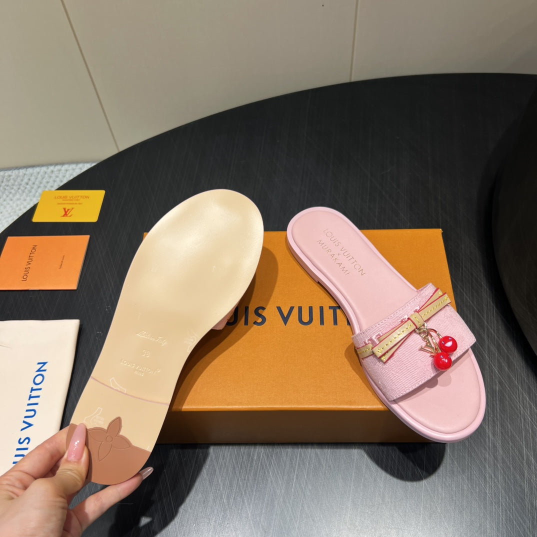 LOUIS VUITTON LV SLIDE SANDALS 25S IN BABY PINK DENIM AND CALFSKIN WITH CHERRY BLOSSOM BUCKLE