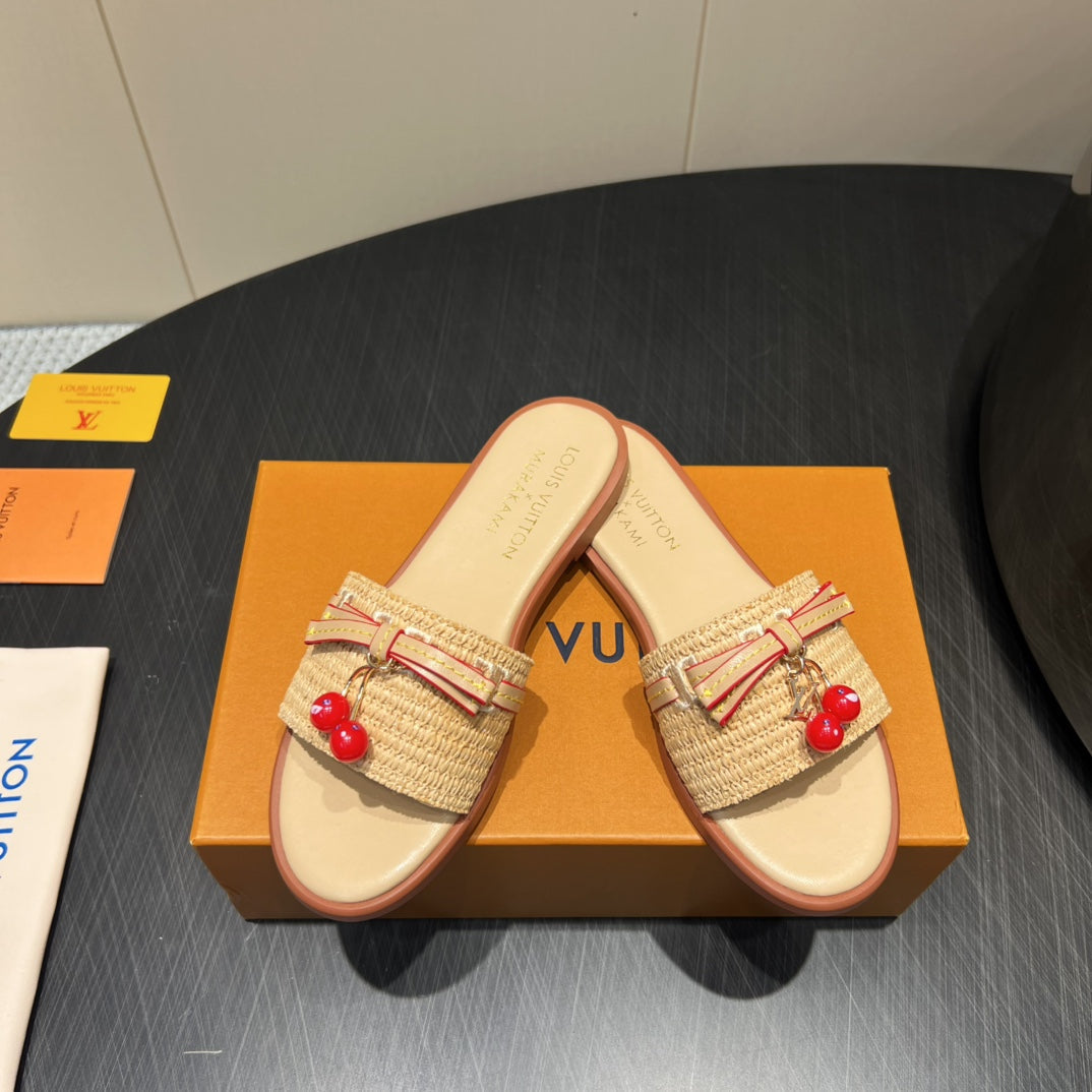 LOUIS VUITTON LV SLIDE SANDALS 25S IN BEIGE RAFFIA AND CALFSKIN WITH CHERRY BLOSSOM BUCKLE