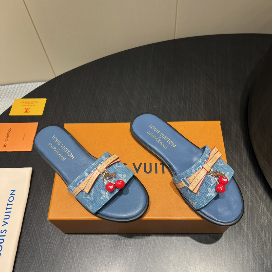 LOUIS VUITTON LV SLIDE SANDALS 25S IN BLUE DENIM AND CALFSKIN WITH CHERRY BLOSSOM BUCKLE