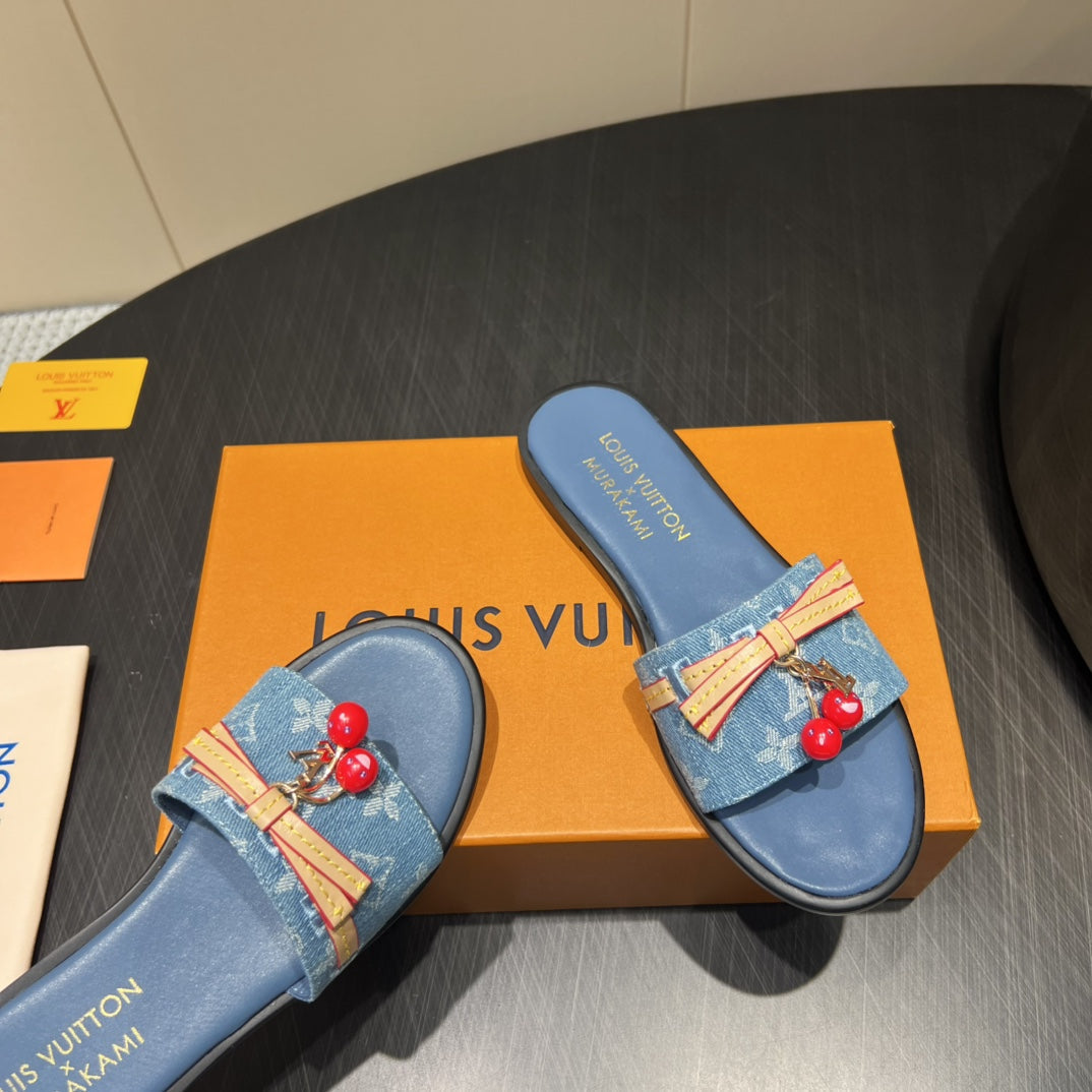 LOUIS VUITTON LV SLIDE SANDALS 25S IN BLUE DENIM AND CALFSKIN WITH CHERRY BLOSSOM BUCKLE