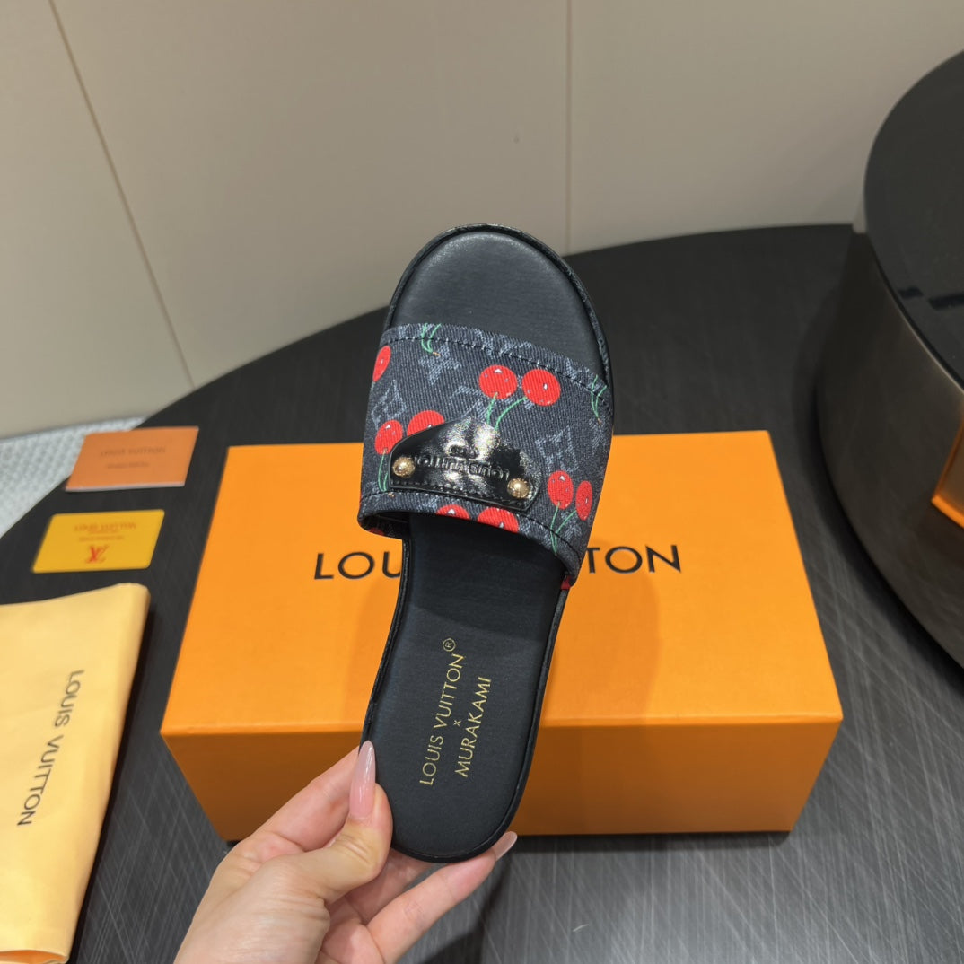 LOUIS VUITTON LV SLIDE SANDALS 25S IN BLACK DENIM AND CALFSKIN WITH LOGO PRINT