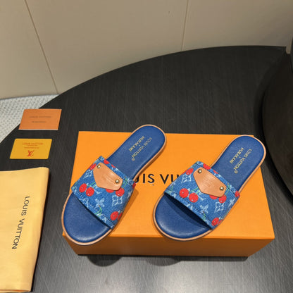LOUIS VUITTON LV SLIDE SANDALS 25S IN DARK BLUE DENIM AND CALFSKIN WITH LOGO PRINT